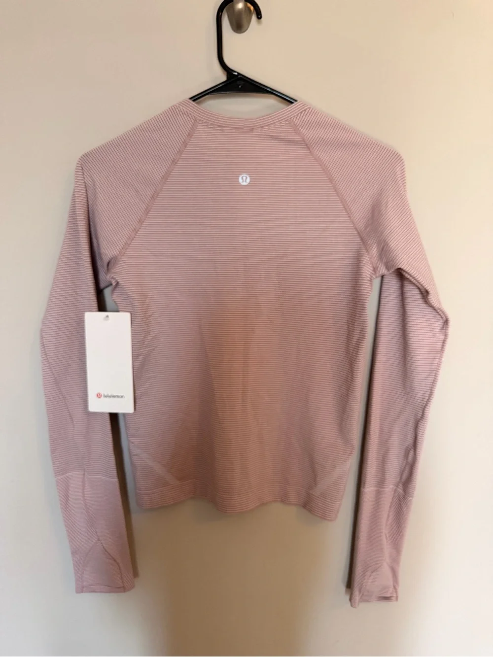 Lululemon Swiftly Tech Long Sleeve 2.0 Race Top